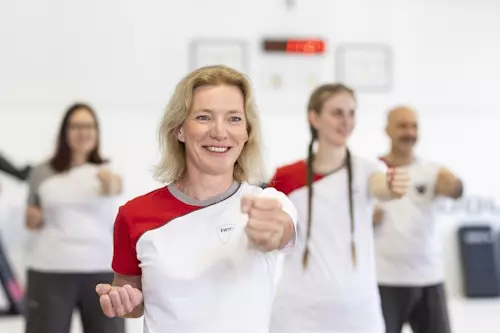 Selbstverteidigung ab 50 Jahren, Selbstverteidigung Vorarlberg, Wing Tsun Dornbirn, Ewto-Selbstverteidigung